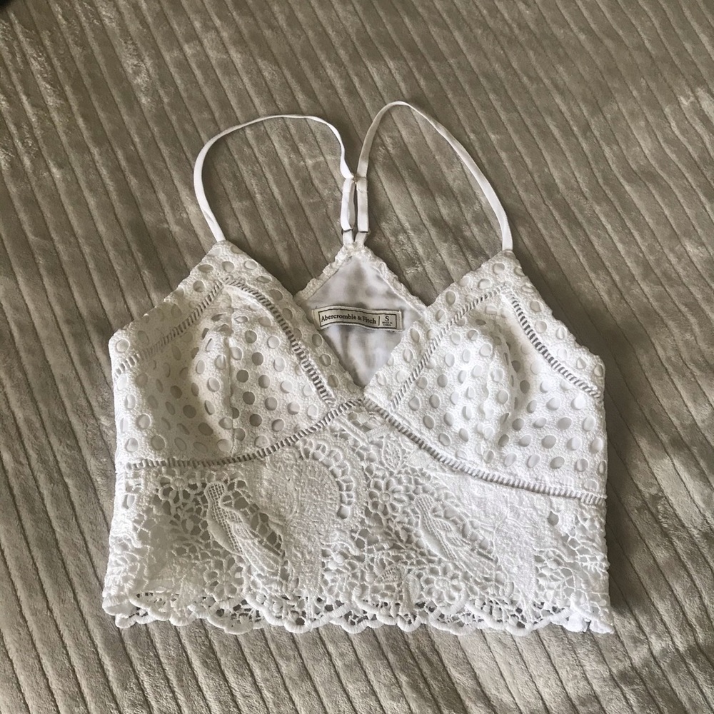 Abercrombie Crochet Eyelet Lace V Neck Crop Top